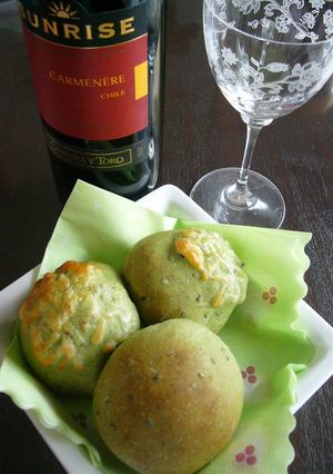 ふわふわ♪野菜パン(ほうれん草)-レシピのメイン写真
