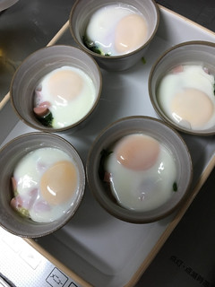 卵とほうれん草ココット-レシピのメイン写真