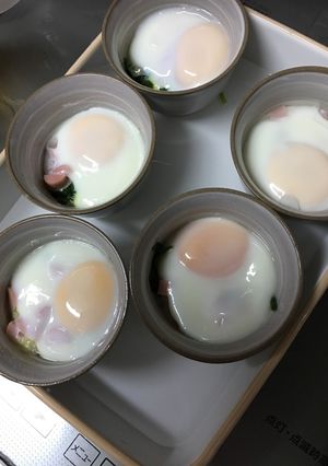 卵とほうれん草ココット-レシピのメイン写真