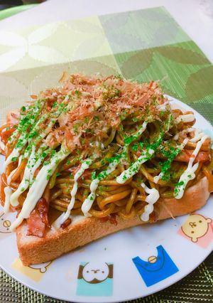 ☆焼きそばパン〜のっけただけ超特急編〜☆-レシピのメイン写真