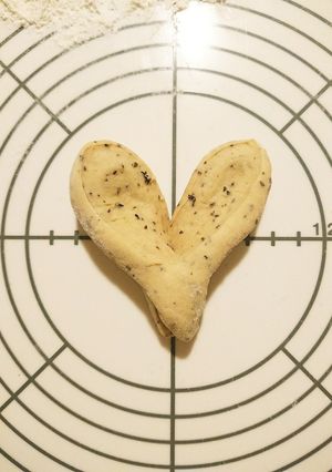 キュートな ハート型 パン♥️ 成形-レシピのメイン写真