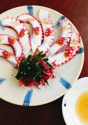 たこの刺身はゴマ油で！おもてなしにも-レシピのメイン写真