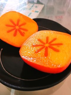 娘達もペロリ(๑´ڡ`๑)♪柿のデザート-レシピのメイン写真