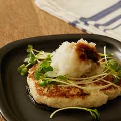 รูปของ "シャキふわ"れんこん入り豆腐ハンバーグ