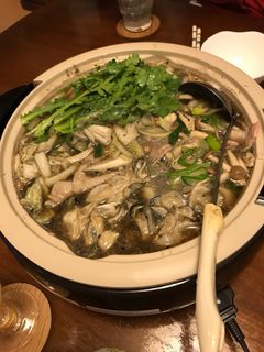 豚肉と牡蠣の黒ごま味噌鍋-レシピのメイン写真