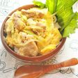 休日ランチ!ブロッコリ茎玉ねぎ入り親子丼