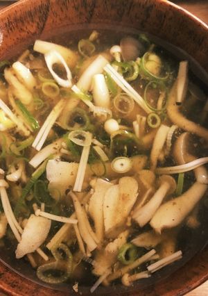 きのこたっぷりキノコ汁-レシピのメイン写真
