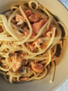 鮭とえのきのクリームパスタ-レシピのメイン写真