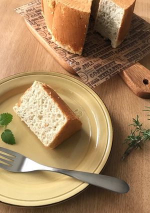 バナナとココナッツのシフォンケーキ-レシピのメイン写真