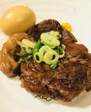 豚肩肉ブロックのそのまま角煮●ゆで玉子添