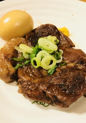 豚肩肉ブロックのそのまま角煮●ゆで玉子添-レシピのメイン写真