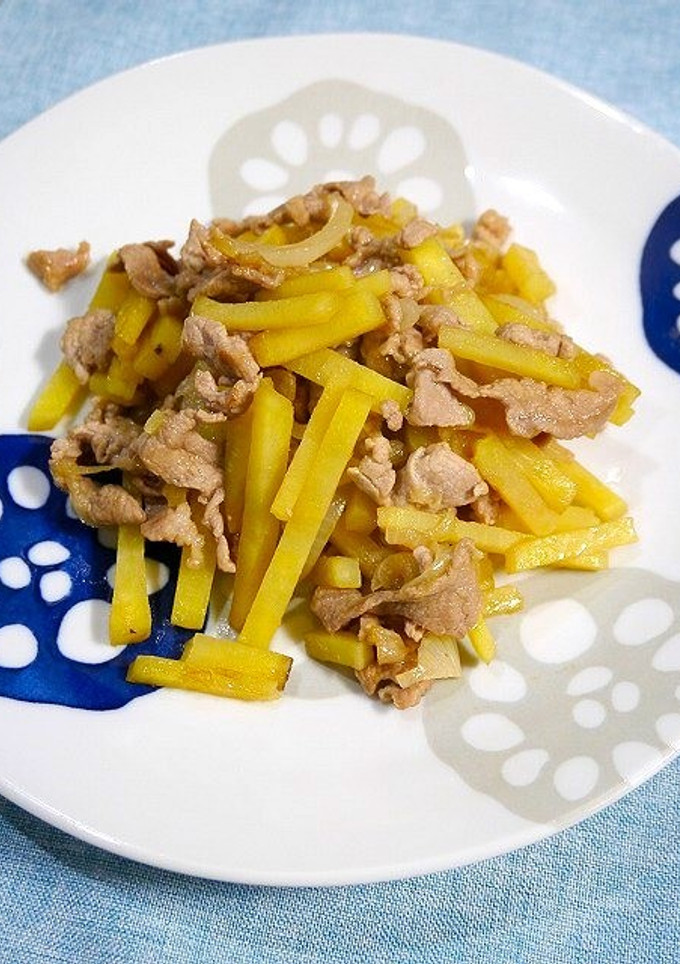 簡単！豚肉とサツマイモの肉じゃが風-レシピのメイン写真