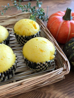 ハロウィンに♡簡単!かぼちゃ蒸しパン-レシピのメイン写真