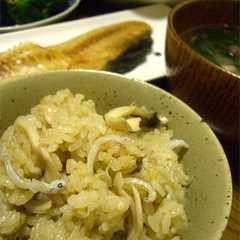 รูปของ まいたけの炊き込みごはん