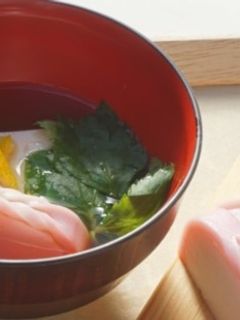 豆腐とかまぼこのお吸い物-レシピのメイン写真