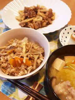 子どもも大好き♡舞茸とツナの炊き込みご飯-レシピのメイン写真