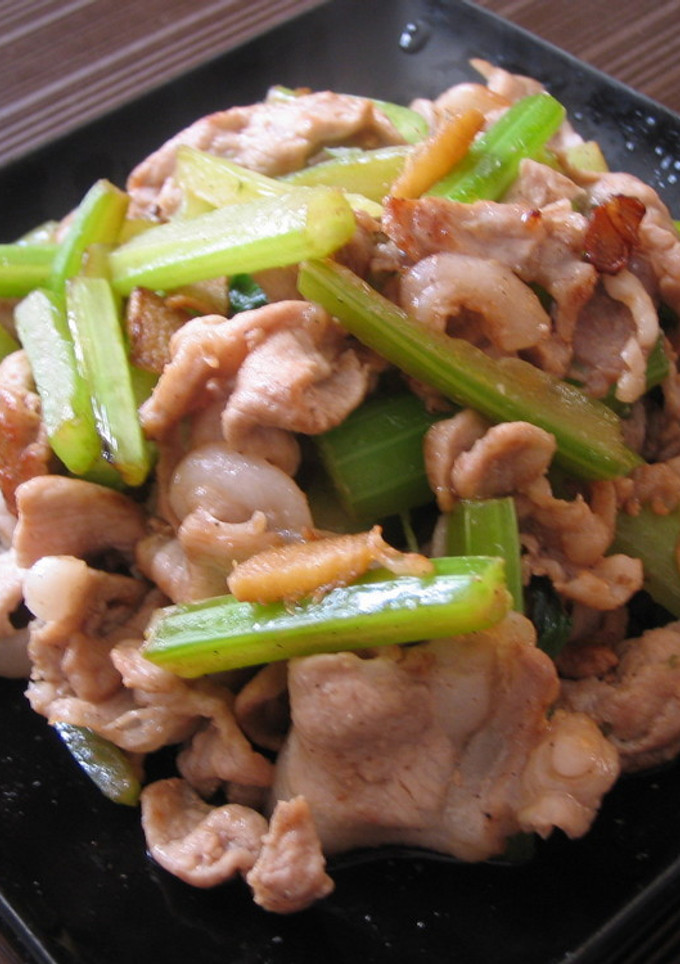 爽やか♪セロリと豚肉の炒め物-レシピのメイン写真