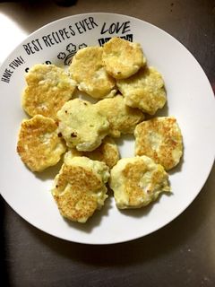 離乳食中期〜☆さつまいもと豆腐のおやき-レシピのメイン写真