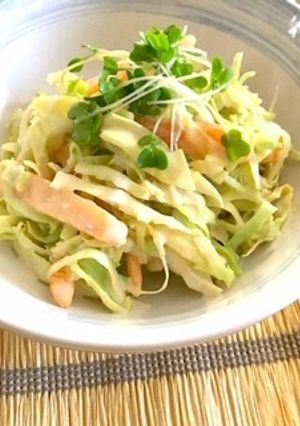 柿とキャベツの胡麻コールスロー-レシピのメイン写真
