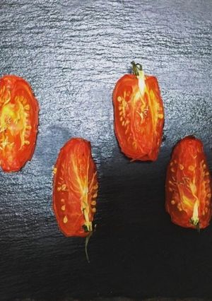 トマトのコンフィ-レシピのメイン写真