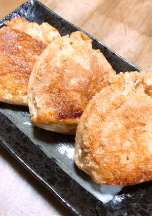 簡単つまみ！油揚げでキムチーズ巾着♡-レシピのメイン写真