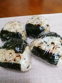 コロン!しそ昆布に韓国のり(^-^)v-レシピのメイン写真