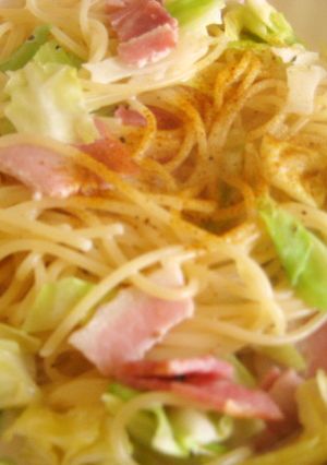 春キャベツとベーコンのクリームパスタ♪-レシピのメイン写真