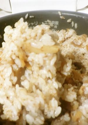 粉鰹（かつお）節とレンコンの炊き込みご飯-レシピのメイン写真
