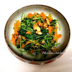 รูปของ 簡単☆豆苗とくるみのオリーブ炒め