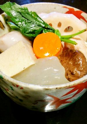 冬瓜と高野豆腐と鶏肉と里芋と蓮根の煮物-レシピのメイン写真