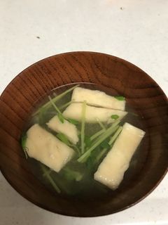 豆苗と油揚げの味噌汁-レシピのメイン写真