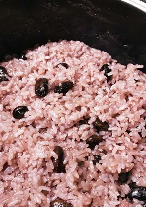 圧力鍋で簡単☆黒豆ご飯☆赤飯にも☆-レシピのメイン写真