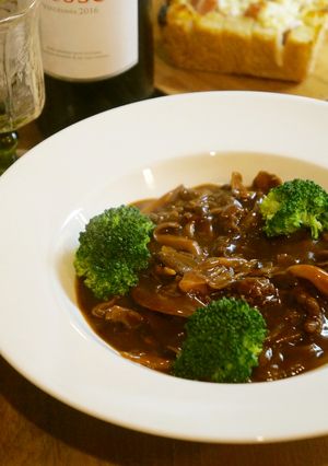 時短簡単♪きのこたっぷりビーフシチュー-レシピのメイン写真