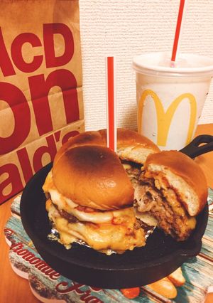 マッ○のWチーズバーガーをアレンジ-レシピのメイン写真