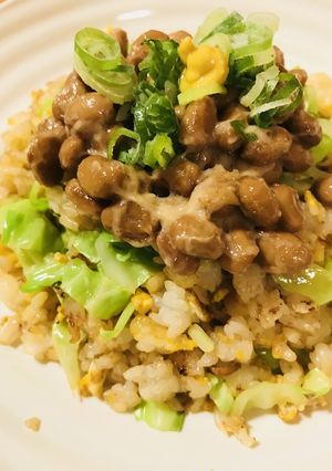 玉子＆キャベツチャーハン★納豆添え-レシピのメイン写真
