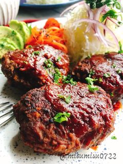 きんぴらたっぷり根菜ハンバーグ(動画有)-レシピのメイン写真
