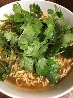 サッポロ一番みそラーメンアジア風-レシピのメイン写真