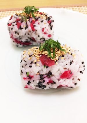 初めてローゼルのおにぎり、作りました♬-レシピのメイン写真