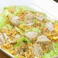 基本からアレンジまで！思わずつくりたくなる「うどんチャーハン」の