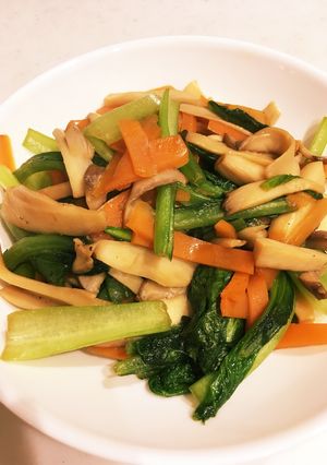 簡単☆エリンギと野菜のバター醤油炒め-レシピのメイン写真