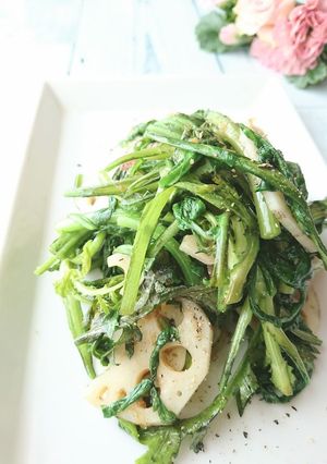 春菊とレンコンのおかか炒め-レシピのメイン写真