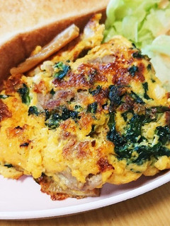地味に旨い!豚肉とメンマのポパイな卵焼き-レシピのメイン写真