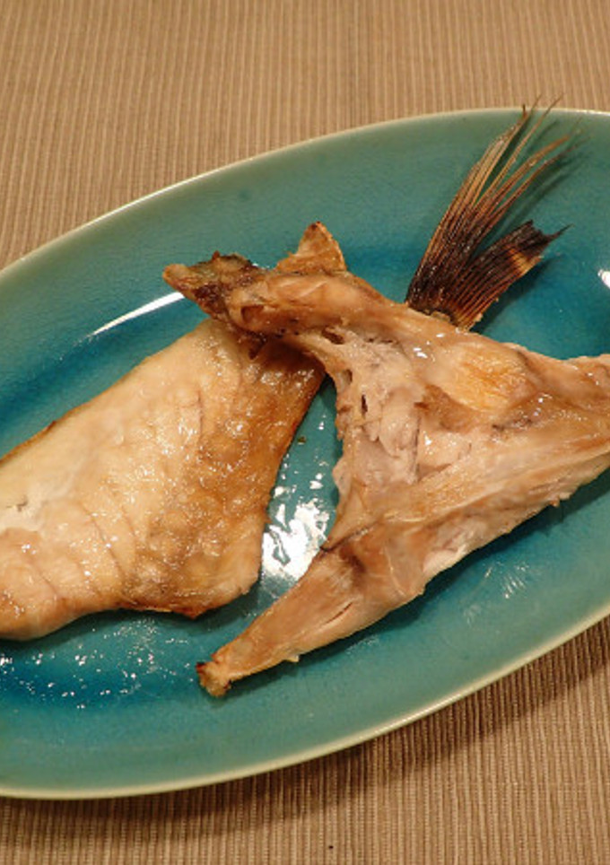 スズキのカマとハラスの塩焼き-レシピのメイン写真