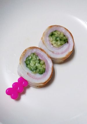 お弁当に♪きゅうりちくわのクルクル巻き-レシピのメイン写真