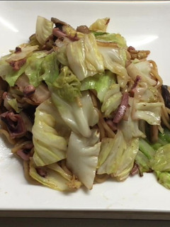 旨味濃厚!イカの塩辛焼きそば。(^^)-レシピのメイン写真