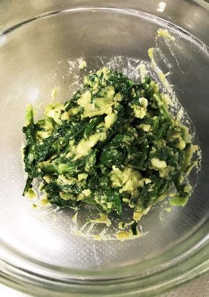 大人の味？春菊のアボカド和え-レシピのメイン写真