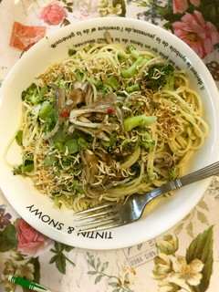 じゃことキノコとブロッコリーのスパゲティ-レシピのメイン写真