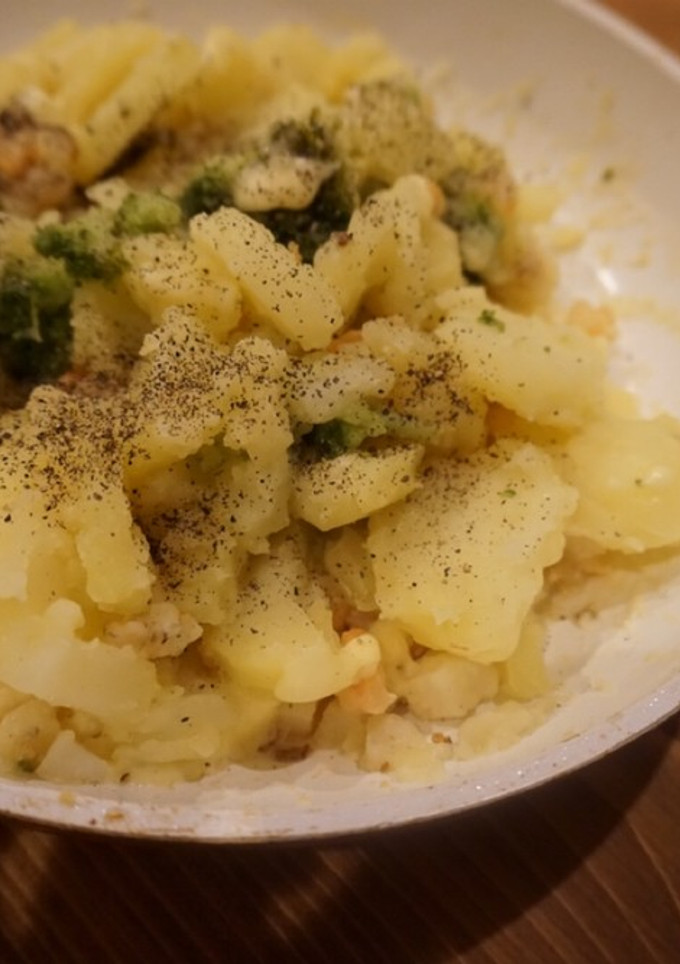 エビイカじゃがのにんにくマヨ炒め-レシピのメイン写真
