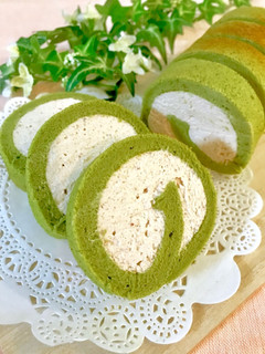 ふんわり抹茶ロールケーキ☆マロンクリーム-レシピのメイン写真