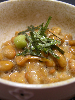 納豆にナメタケ わさびで正解-レシピのメイン写真